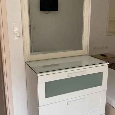 A For 3 Guests With Kitchen 아파트 *